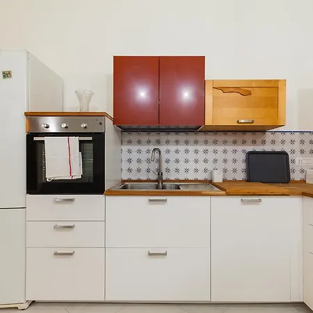 Apartment Cve Iv - Bh 84 Naples